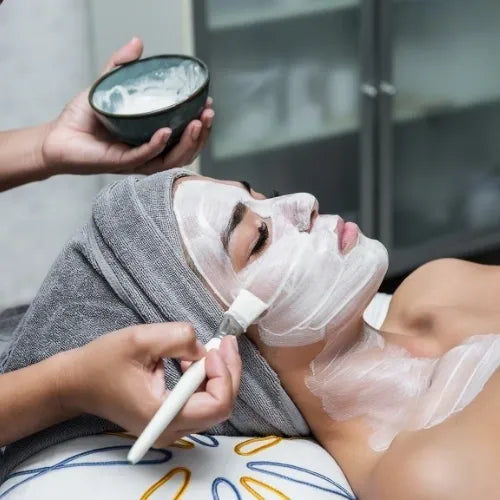 Dermaplaning plus hydrating mask